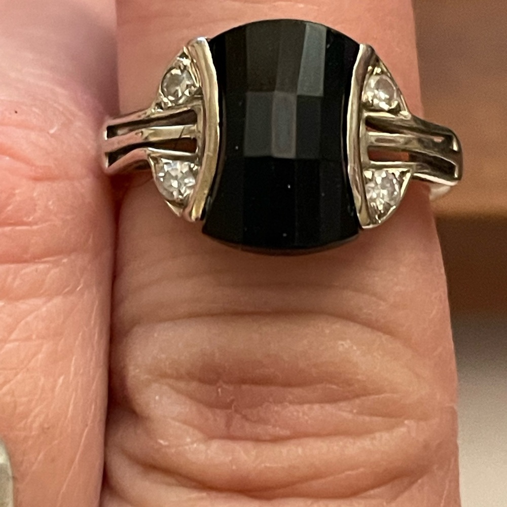 Art Deco Onyx & Diamond Ring